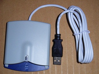 �ڐG�^IC�J�[�h���[�_�[(������M-520UJ)