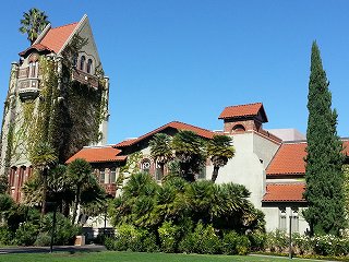 サンノゼ州立大学の中で一番趣のある建物