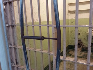 脱獄に使った道具と脱獄の跡